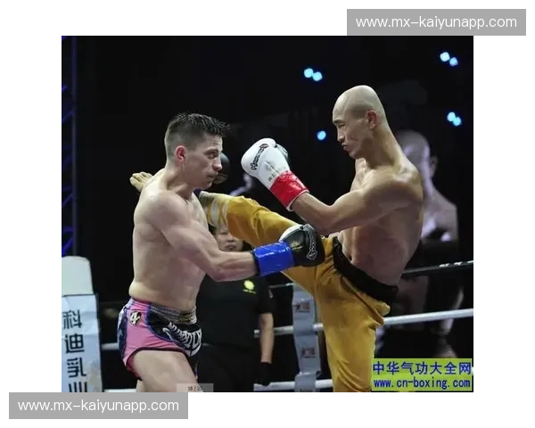 吸血魔vs武僧：李景亮与一龙的巅峰“云对决”，谁才是中国格斗的真排面？